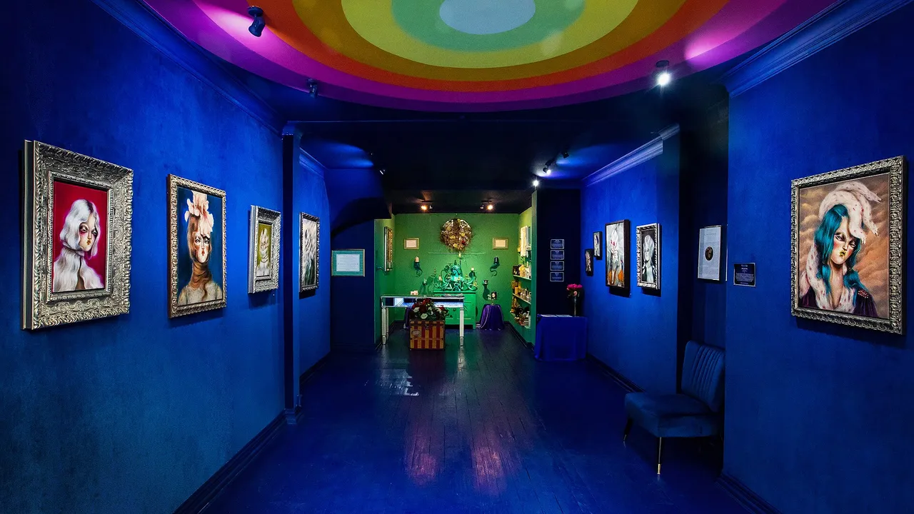 Dorothy Circus Gallery 3