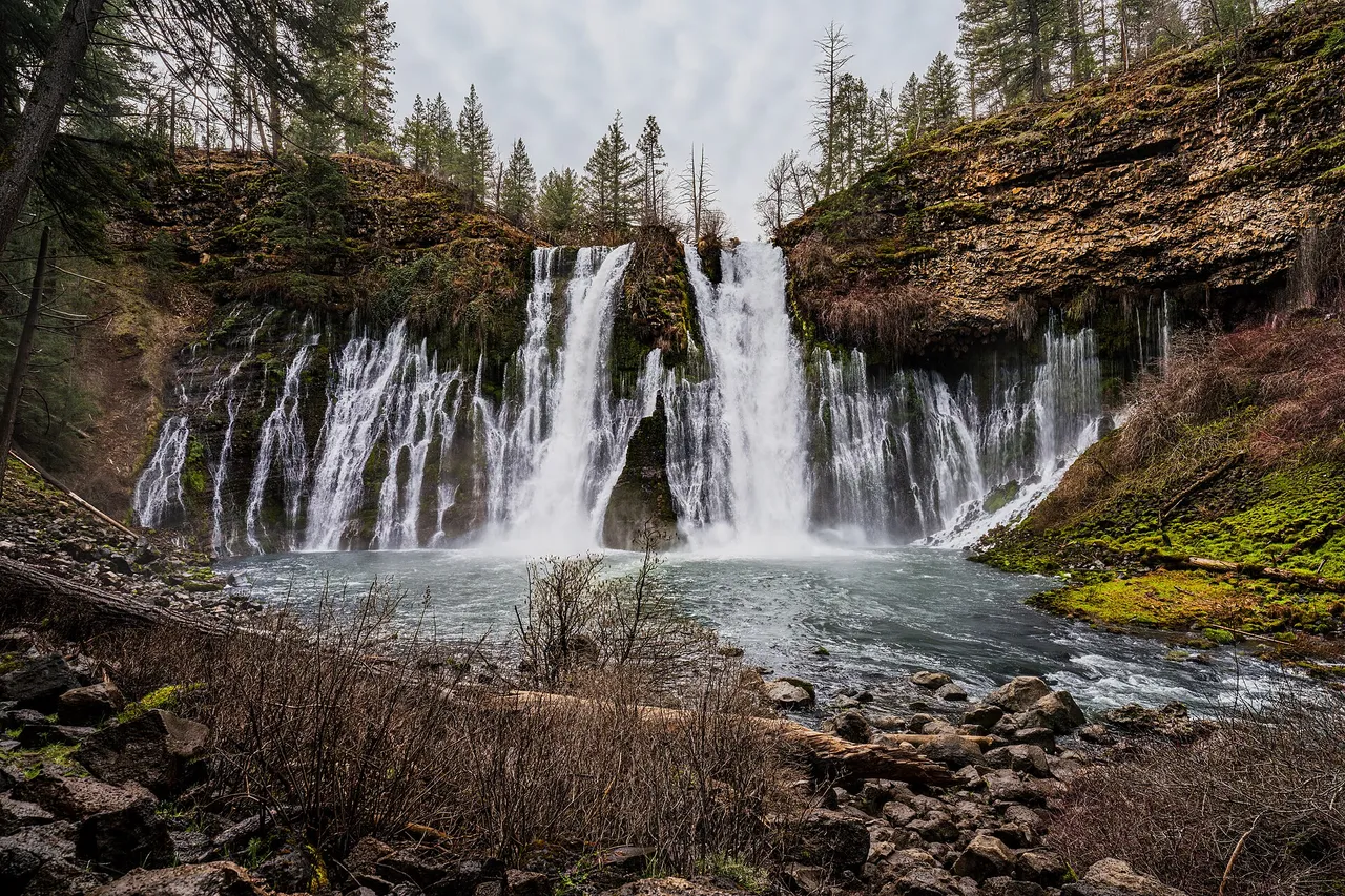 McArthur-Burney Falls 3
