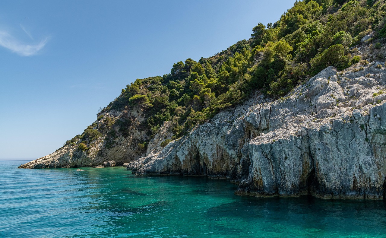 GREEK ISLES & CROATIA