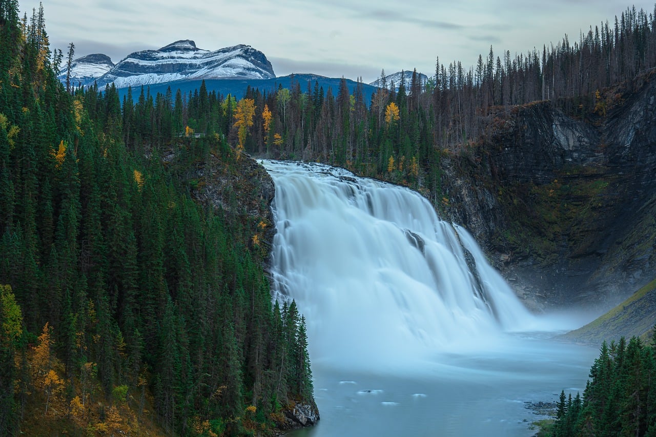 ALASKA ADVENTURER